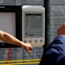 W Gdyni na przystankach zastosowano e-papierowe rozkłady jazdy