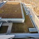 Nowy budynek szpitala z dachem zielonym w centrum Lublina